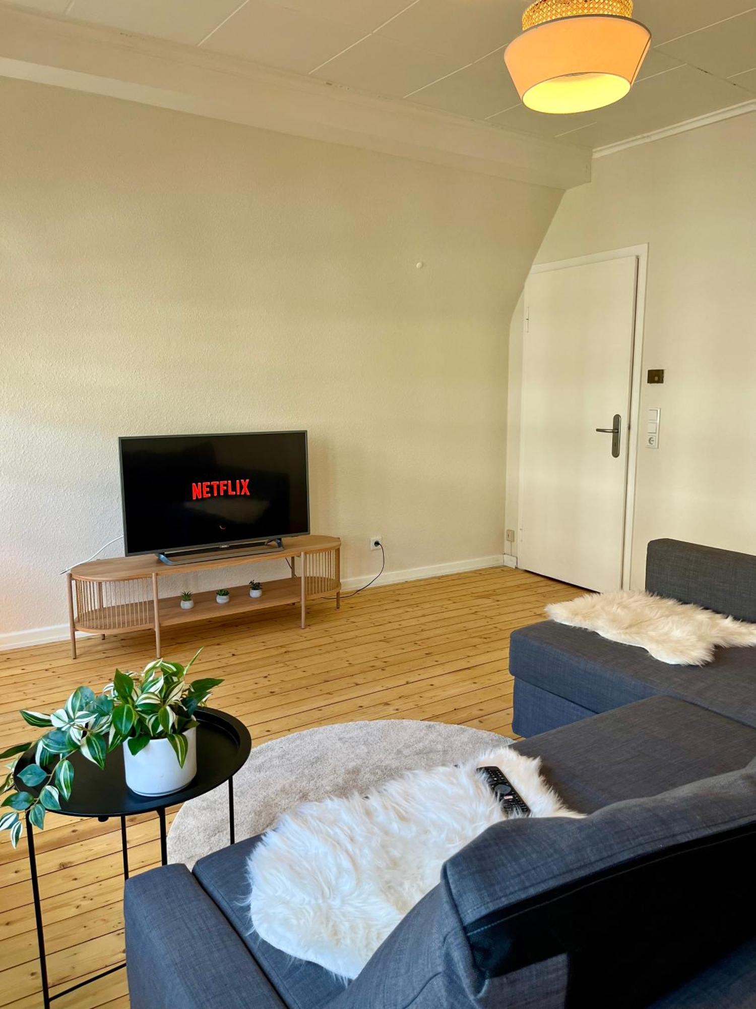 Goldloeckchen - Gemuetliches 80 Qm Apartment Im Herzen Der Detmolder Innenstadt Exteriör bild